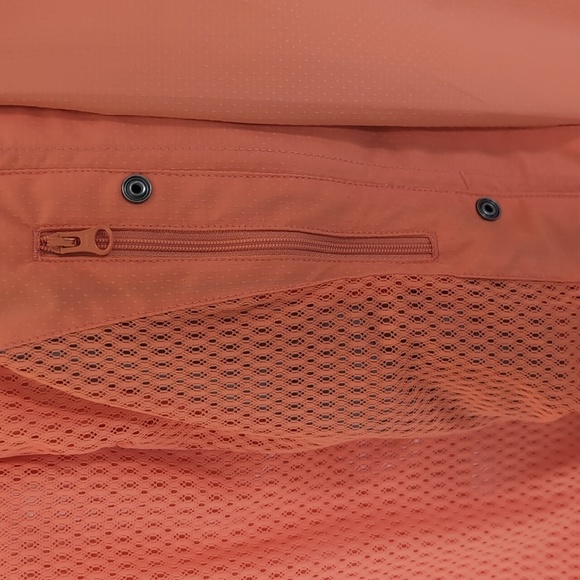 Merrell Woman's Coral Size M/M Waterproof Coat with hood. - Picture 8 of 16